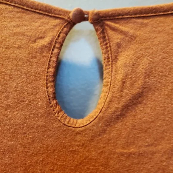 ELLE RUST TOP - Picture 6 of 6